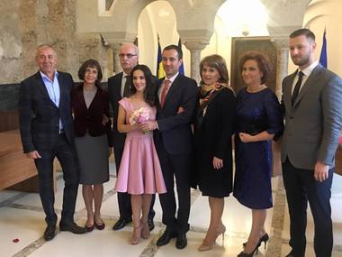 Fosta gimnastă Andreea Răducan s-a căsătorit, iar alături i-au fost şi antrenorii Octavian Bellu şi Mariana Bitang