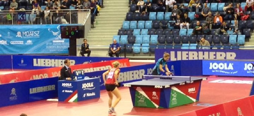 Elizabeta Samara a învins-o pe Galia Dvorak şi s-a calificat în optimi la CE de tenis de masă
