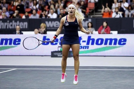 Cibulkova în finala Turneului Campioanelor, după 1-6, 7-6, 6-4 cu Svetlana Kuzneţova. La meci a fost prezentă şi Halep