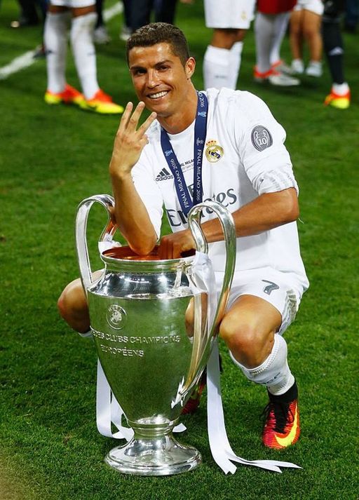 Cristiano Ronaldo va semna săptămâna viitoare o prelungire a acordului cu Real, unde va rămâne până la 36 de ani
