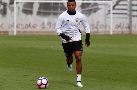 FC Valencia a remizat cu ultima clasată, Granada, scor 1-1, în campionatul Spaniei