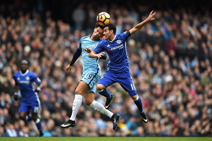 Chelsea s-a impus în deplasare în faţa echipei Manchester City, 3-1. De la City au fost eliminaţi doi jucători pe final