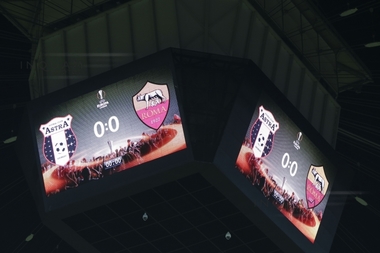 Astra Giurgiu şi AS Roma sunt la egalitate la pauză, scor 0-0. Incidente la peluză - UPDATE