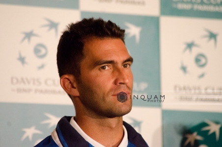 Horia Tecău şi-a lansat cartea "Viaţa în ritm de tenis". "Probabil că la sfârşitul carierei voi scrie şi o biografie", spune sportivul