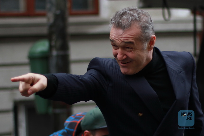 Gigi Becali se simte trădat de Lăcătuş: A mâncat şi a jumulit de la Steaua