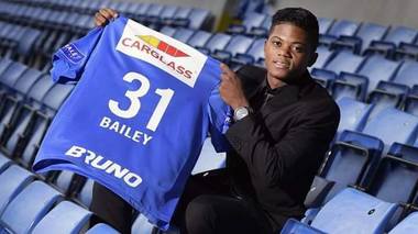Atacantul jamaican Leon Bailey (RC Genk), inclus în echipa ideală a fazei grupelor Ligii Europa
