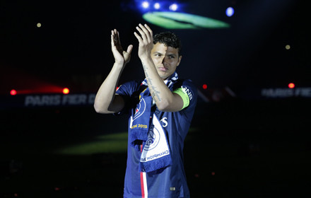 Fundaşul Thiago Silva şi-a prelungit contractul cu Paris Saint-Germain pentru încă două sezoane