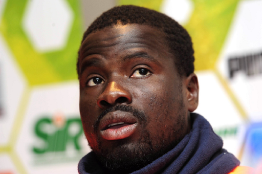 Emmanuel Eboue spune că s-a gândit să se sinucidă după ce a fost suspendat din fotbal