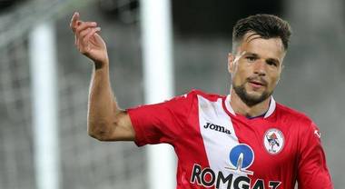Azdren Llullaku (Gaz Metan Mediaş) a semnat un contract pe doi ani cu FC Astana