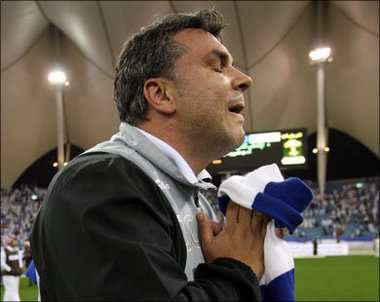 Al Ahli, echipă antrenată de Cosmin Olăroiu, a fost eliminată în optimile Cupei Preşedintelui Emiratelor Arabe Unite