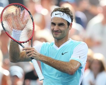 Roger Federer a câştigat primul meci disputat după şase luni
