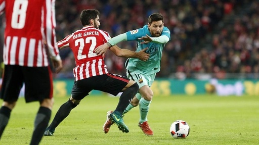 FC Barcelona a fost învinsă în deplasare de Athletic Bilbao, scor 2-1, în Cupa Spaniei. Messi a marcat, de la gazde au fost eliminaţi doi jucători