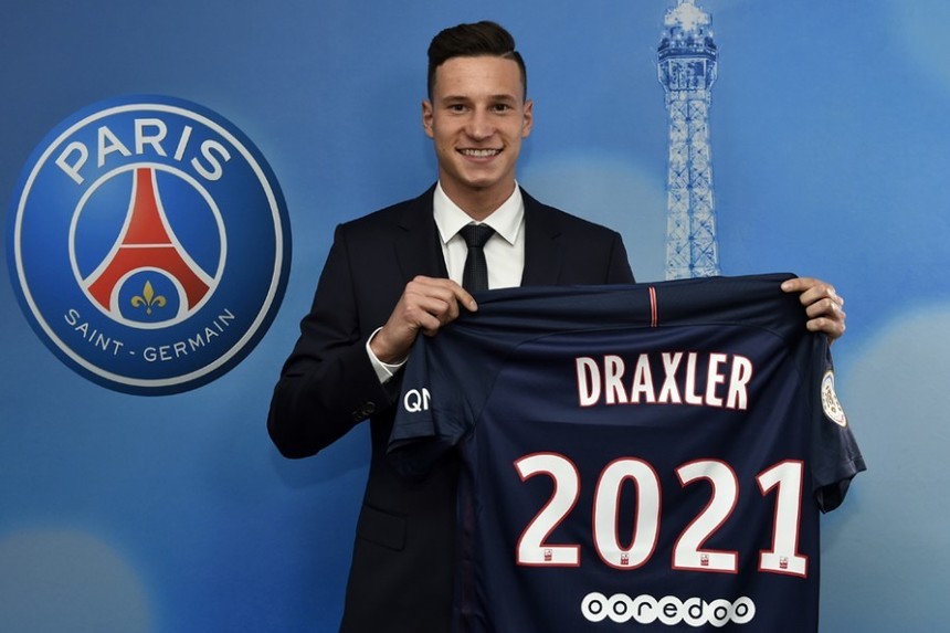 Julian Draxler le-a cântat noilor săi coechipieri de la PSG melodia ”Aicha”, la prima întâlnire înaintea unui meci oficial