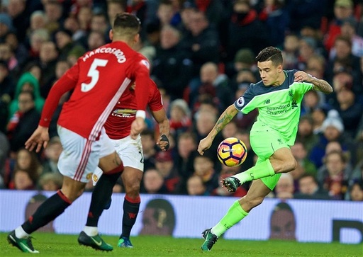 Manchester United şi Liverpool au remizat, scor 1-1, în Premier League