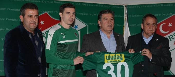 Bogdan Stancu a semnat un contract pe doi ani şi jumătate cu Bursaspor