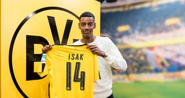 Borussia Dortmund l-a achiziţionat pe atacantul suedez Alexander Isak (17 ani)