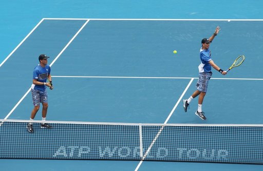 Fraţii Bryan s-au calificat pentru a zecea oară în finala de dublu de la Australian Open