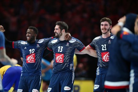 Franţa, prima finalistă a Campionatului Mondial de handbal masculin