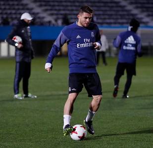 Real Madrid a învins Real Sociedad, scor 3-0, şi s-a distanţat la patru puncte în fruntea Primerei Division