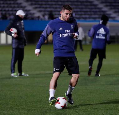 Real Madrid a învins Real Sociedad, scor 3-0, şi s-a distanţat la patru puncte în fruntea Primerei Division