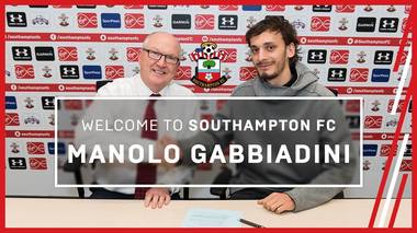 Southampton l-a achiziţionat pe Manolo Gabbiadini de la SSC Napoli pentru 17 milioane de euro