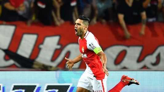 AS Monaco a învins OGC Nice, scor 3-0, şi s-a distanţat la trei puncte în fruntea Ligue 1