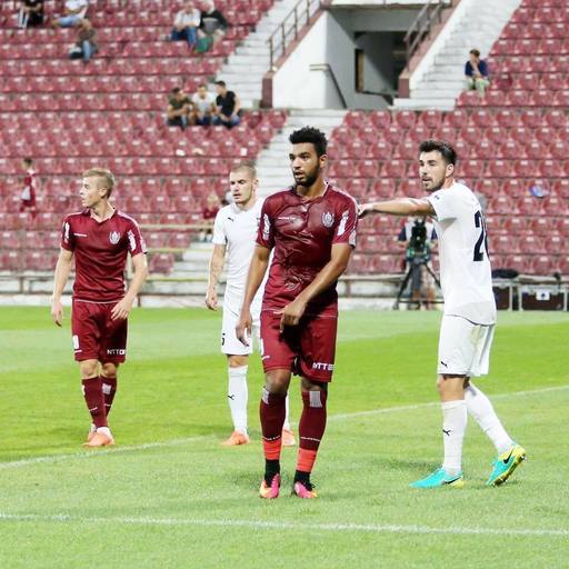 CFR Cluj a învins Gaz Metan Mediaş, scor 2-1, şi a urcat pe locul 5 în Liga I