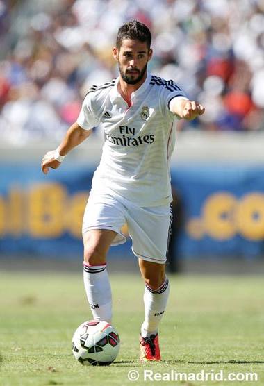 Real Madrid a învins Osasuna Pamplona, scor 3-1, şi a revenit în fruntea Primerei Division