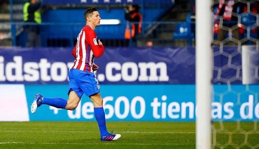 Atletico Madrid a învins Celta Vigo, scor 3-2, datorită golurilor marcate de Carrasco şi Griezmann pe final. Torres a ratat un penalti