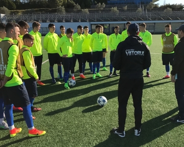 Şicane în UEFA Youth League: Gazdele de la FC Porto i-au obligat pe jucătorii de la FC Viitorul să se antreneze pe gazon sintetic