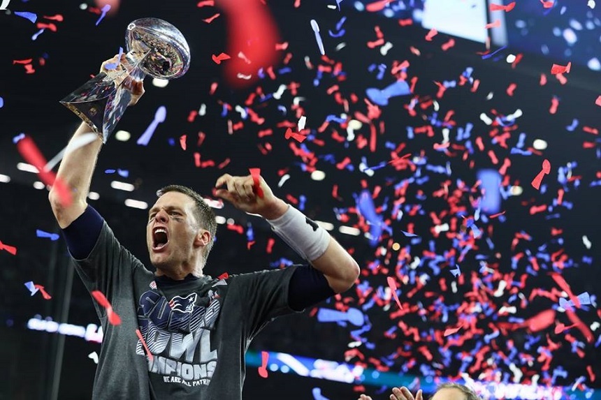 Tricoul purtat de Tom Brady la Super Bowl, declarat furat, este evaluat la 500.000 de dolari
