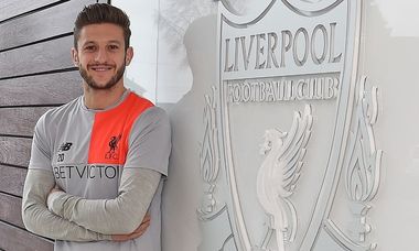 Adam Lallana şi-a prelungit contractul cu FC Liverpool pentru încă trei ani