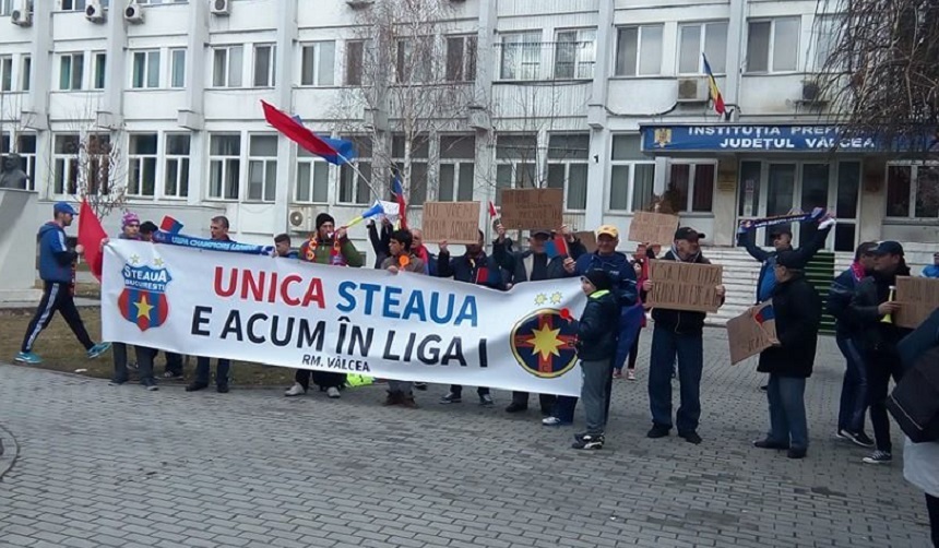 Zeci de suporteri au participat, în mai multe oraşe, la un miting de susţinere a FC Steaua