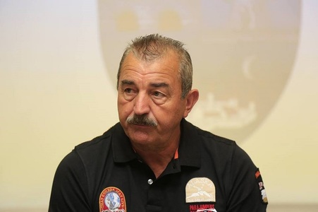 Ionuţ Popa spune că Poli Timişoara nu se va prezenta la finala Cupei Ligii şi afirmă că bănăţenii au făcut chetă pentru a putea juca