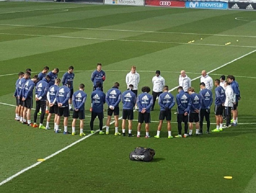 Echipa Real Madrid a ţinut un minut de reculegere în memoria lui Raymond Kopa înaintea antrenamentului de vineri - VIDEO