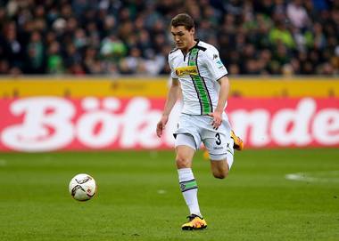 Borussia Monchengladbach a fost învinsă de Hamburger SV, scor 2-1, în campionatul Germaniei