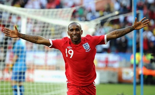Jermain Defoe a fost convocat la naţionala Angliei după o pauză de trei ani şi jumătate