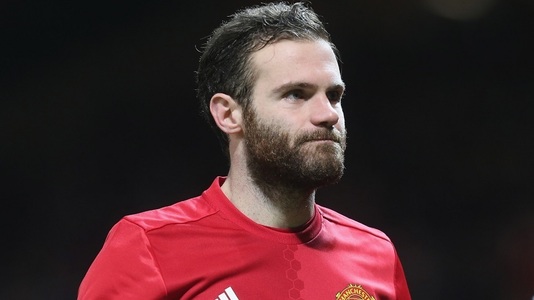 Juan Mata a fost operat şi ar putea rata finalul sezonului în Anglia