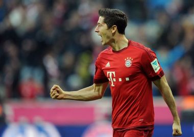 Bayern Munchen a învins FC Augsburg, scor 6-0; Robert Lewandowski a reuşit un hattrick