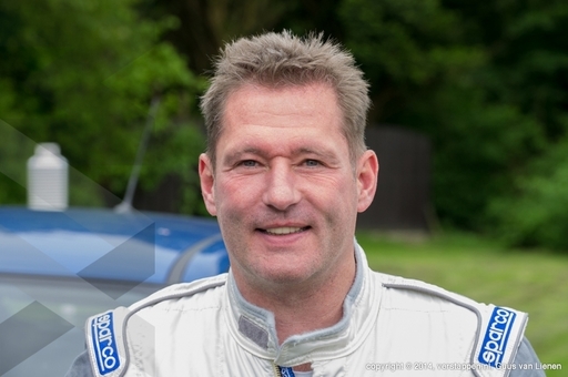 Jos, tatăl lui Max Verstappen, reţinut după o bătaie într-un club