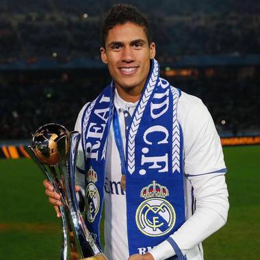 Rapahel Varane (Real Madrid) va lipsi o lună de pe teren şi va rata meciurile cu FC Barcelona şi Bayern Munchen