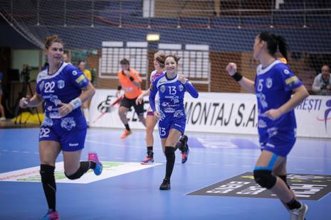 CSM Bucureşti - FTC Budapesta, scor 30-25, în turul sferturilor Ligii Campionilor la handbal feminin