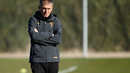 Tehnicianul Lucas Alcaraz a fost demis de la Granada; la conducerea echipei a fost numit Tony Adams, până la finalul sezonului