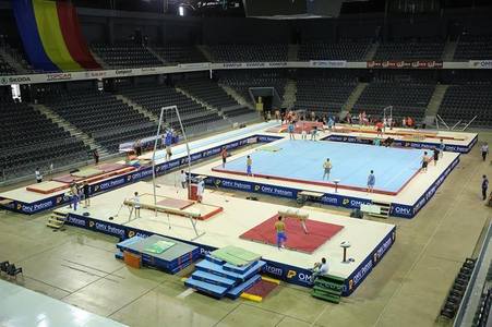 INTERVIU: Manager CE gimnastică, despre pregătirile pentru competiţia de la Cluj: A început montarea aparatelor; vin din Olanda şi au costat 700.000 de euro