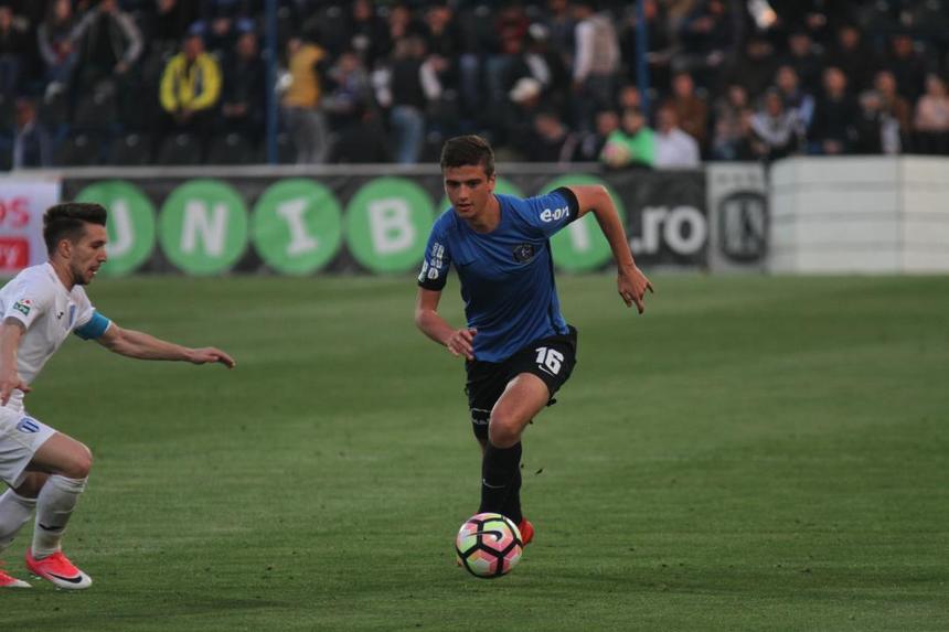 Dragoş Nedelcu (FC Viitorul) s-a accidentat la genunchi şi va lipsi 3-4 săptămâni de pe teren