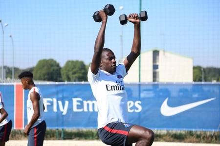 PSG a învins Metz, scor 3-2, şi a egalat-o pe Monaco în fruntea Ligue 1; Golul victoriei a fost marcat în minutul 90+3