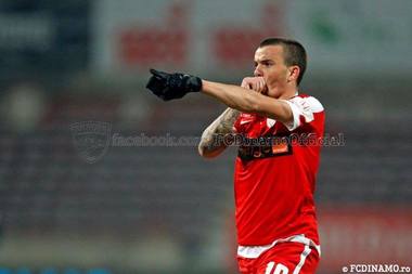 Dinamo a remizat cu CS Universitatea Craiova, scor 2-2; Oltenii au egalat în inferioritate în minutele de prelungire