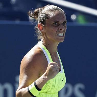 Roberta Vinci: Şarapova a plătit pentru greşeală şi e normal să revină să joace, dar fără wild card