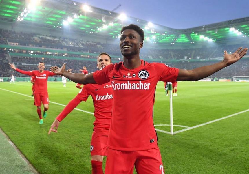Eintracht Frankfurt a învins Monchengladbach la loviturile de departajare şi s-a calificat în finala Cupei Germaniei