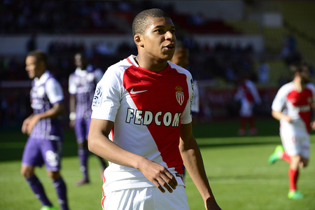 AS Monaco a obţinut a opta victorie consecutivă în Ligue 1 şi este lider în clasament